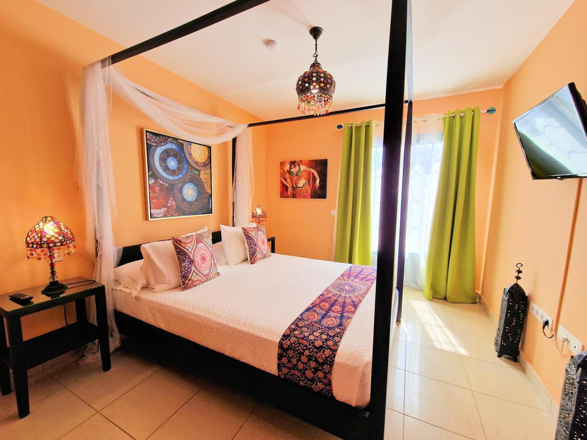 Suite Marrakech Beach, La Graciosa. カレタ・デル・セボ エクステリア 写真